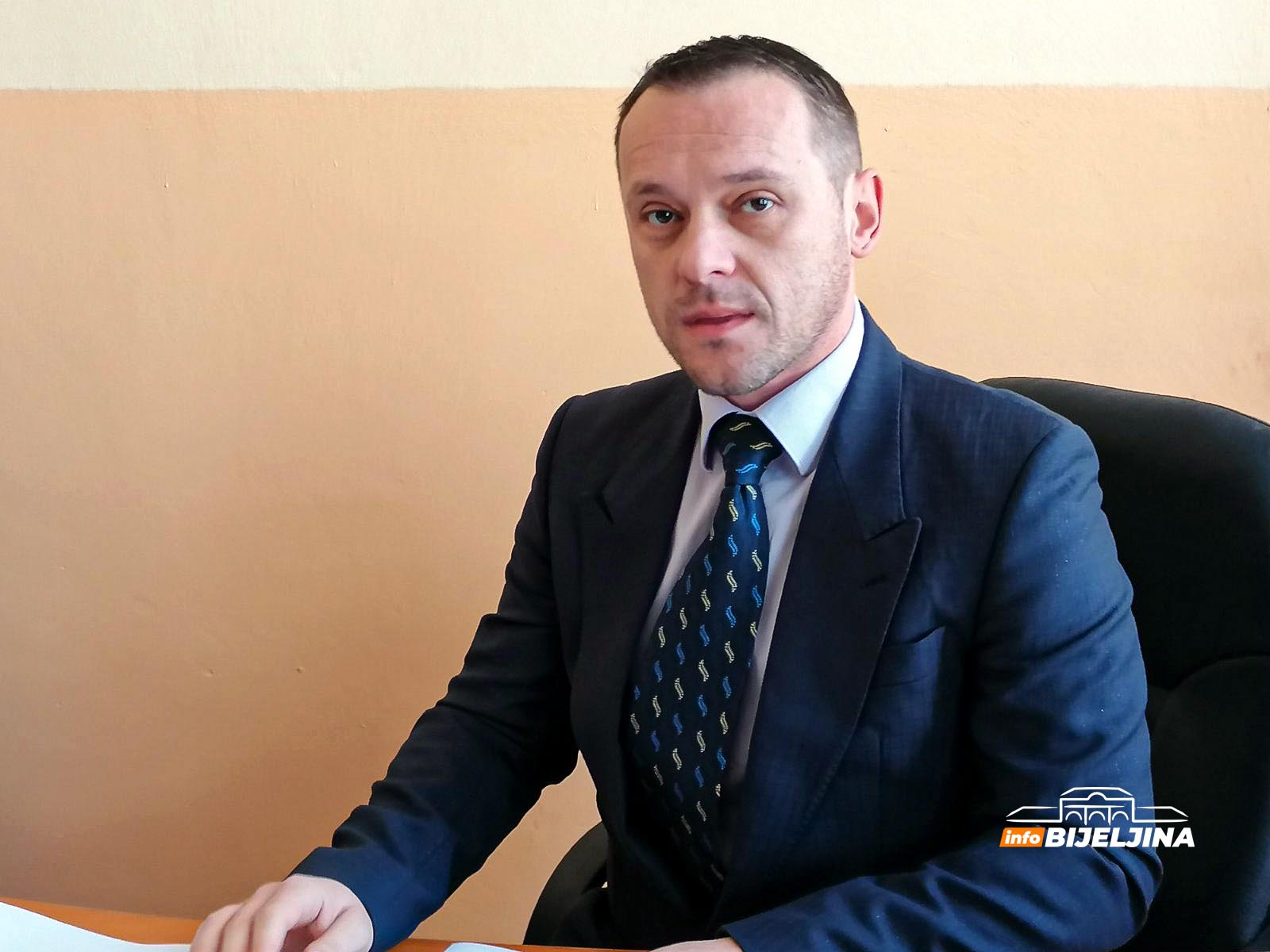 Srednja stručna škola u Janji: Počeo upis, koji zanati najlakše dobiju posao? (FOTO)