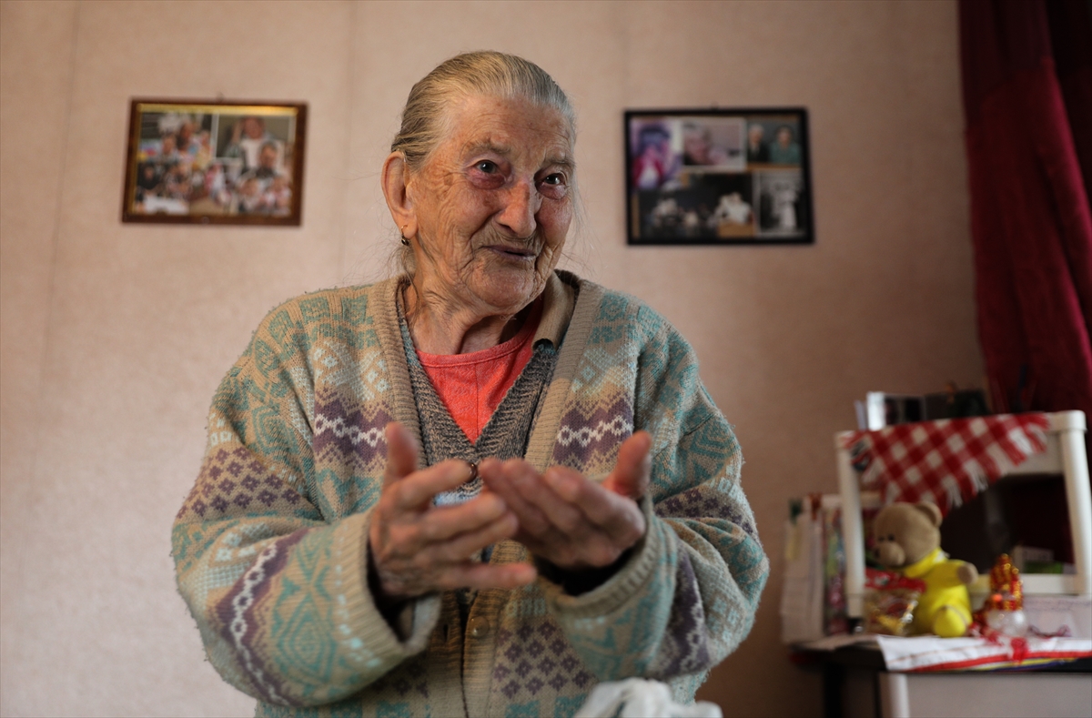 Veliko srce bake Milke: Iako ni sama nema puno, odlučila je pomoći turskom i sirijskom narodu (FOTO)