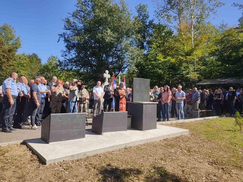 Sjećanje na heroje: Obilježene 33 godine od odbrane Priboja, Majevice i Semberije
