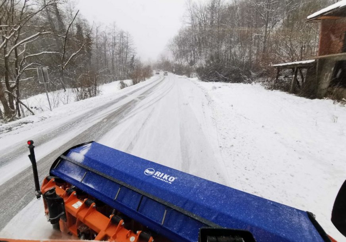 Saobraćajnice i ulice u Semberiji moraju biti prohodne i u zimskim uslovima (FOTO)