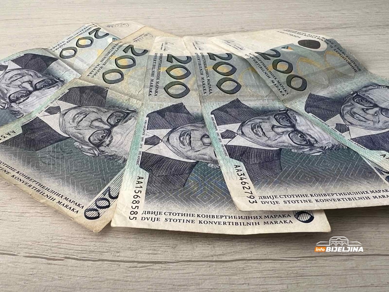 BiH u osam mjeseci prikupila 16,7 milijardi KM poreza – rast od 1,23 milijarde KM