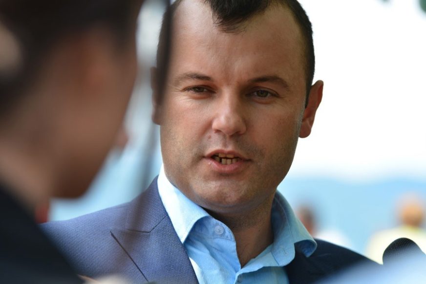 Načelnik Srebrenice doživio saobraćajnu nesreću