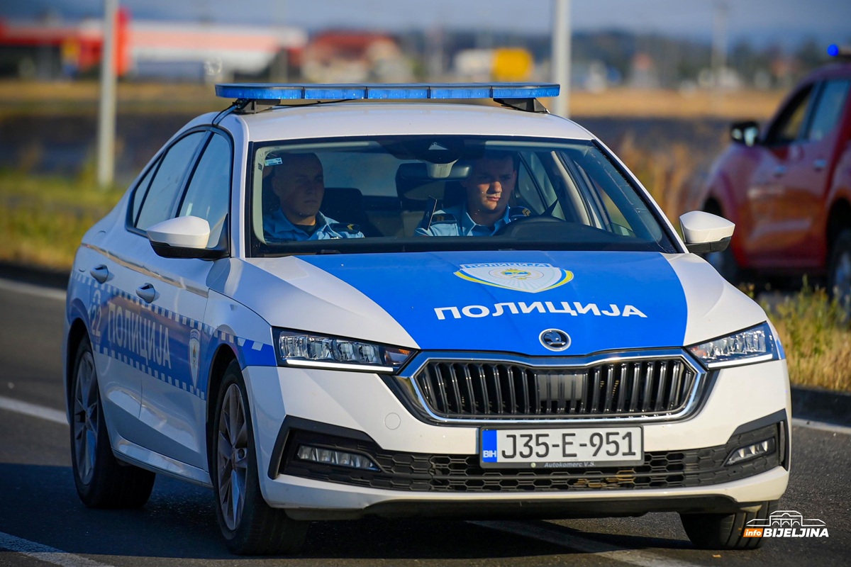 JEZIVE PRIJETNJE BANJALUCI „Postavili smo nekoliko bombi“, na meti UKC, bolnica, hram i stranačke kancelarije