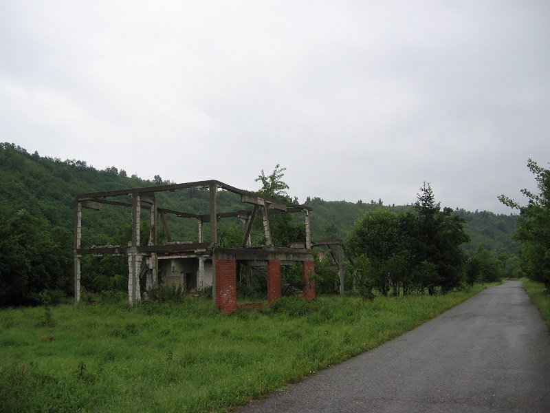 Srbi mogu ostati bez imovine u Federaciji ukoliko je neko drugi više od deset godina u njenom posjedu ili je obrađuje