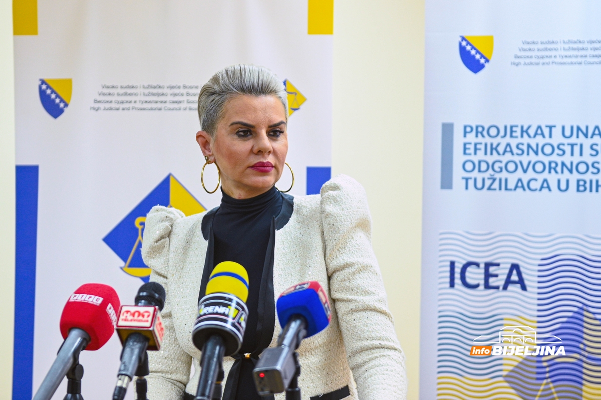 Osnovni sud u Bijeljini: Dan otvorenih vrata za predstavnike medija (FOTO)