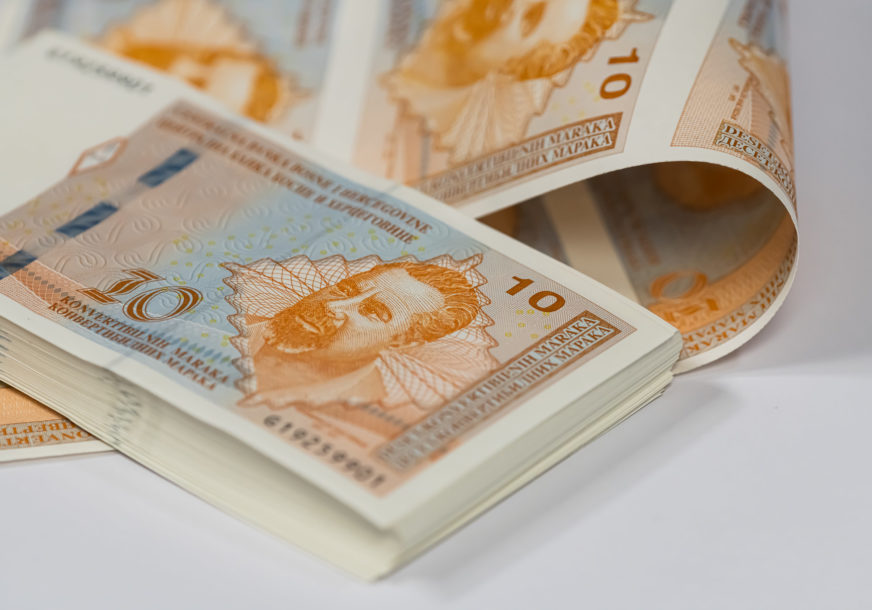 Obezbijeđeno više od 3 miliona KM: Počela isplata dječijeg dodatka u Srpskoj