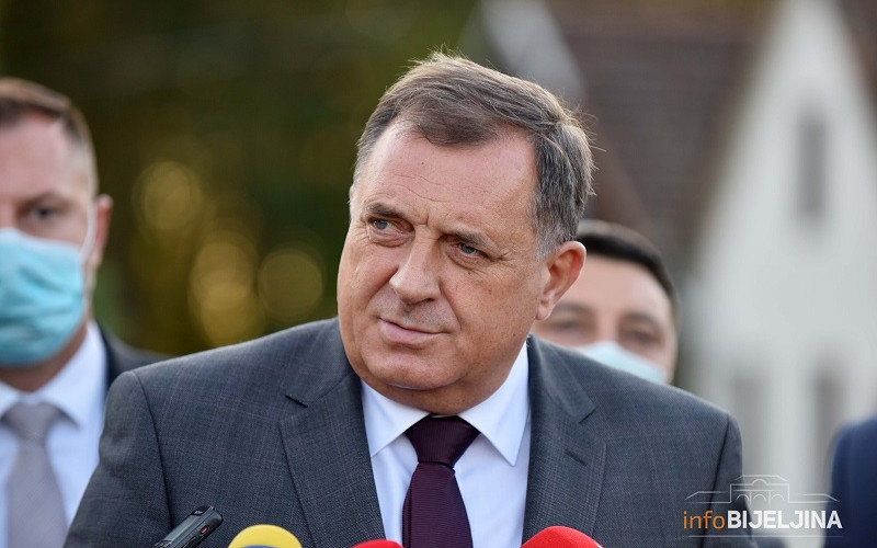 Dodik: Mislio sam da je Šarović ozbiljan čovjek, da li je Borenović koristio kiseonik tokom liječenja od korone