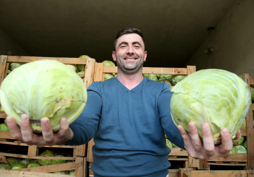 Petrović dramatizuje referendum 