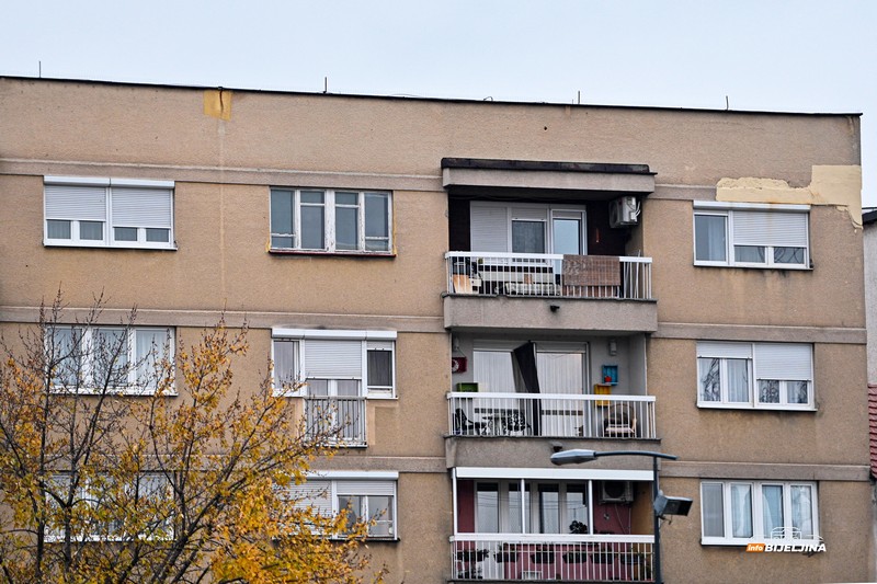Inspektori posjetili bijeljinsku zgradu “Supereta”: Napisali kaznu, vodu poslali na analizu (FOTO)