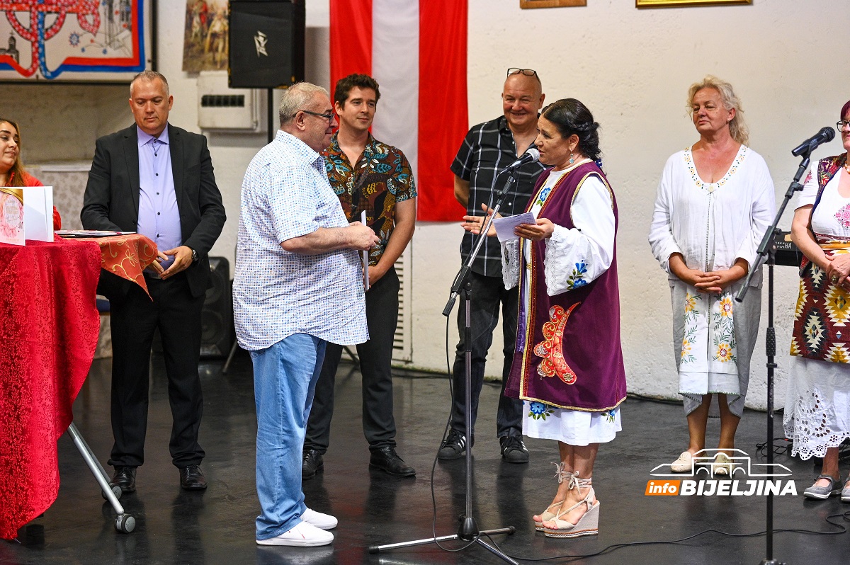 Srpski dani kulture održani u Beču: Naša baština predstavljena i Srbima i drugim narodima (FOTO)