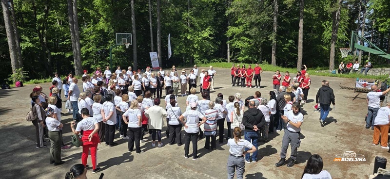 Crveni krst Bijeljina pred kolapsom: Grad duguje 125.000 KM, ugroženi Narodna kuhinja i pomoć starima
