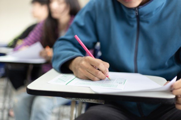 Ponovo juriš na medicinu i informatiku