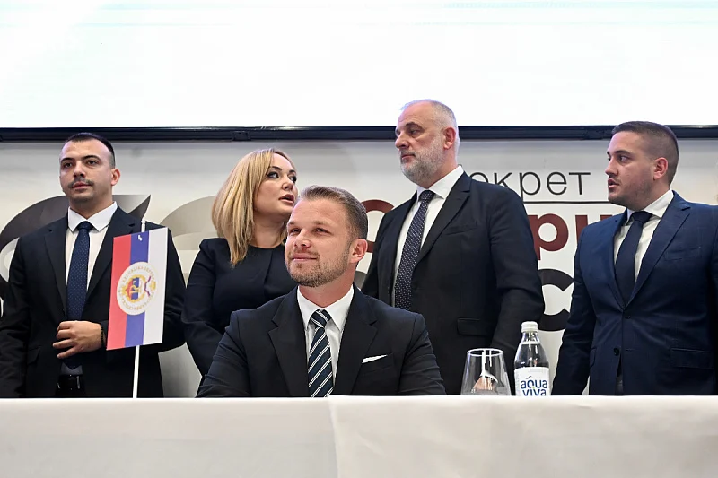 Stanivuković poručio iz Pala: Ono što ne mijenjaš, onda na to pristaješ