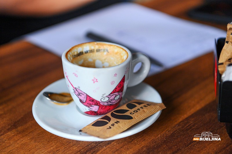Bijeljinski barista: Imamo kafu kvalitetnu kao u Italiji, ali griješimo u pripremi (VIDEO)