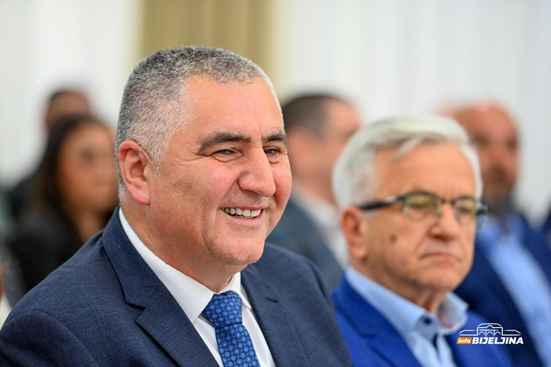 Čedo Stojanović na korak od napuštanja DEMOS-a?