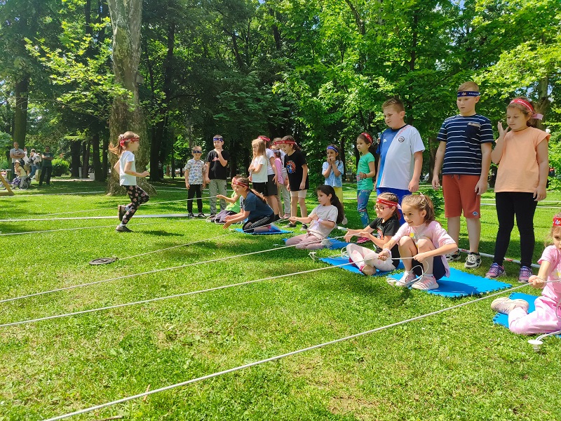 Mladi Bijeljinci oduševljeni trkom sa preprekama (FOTO)