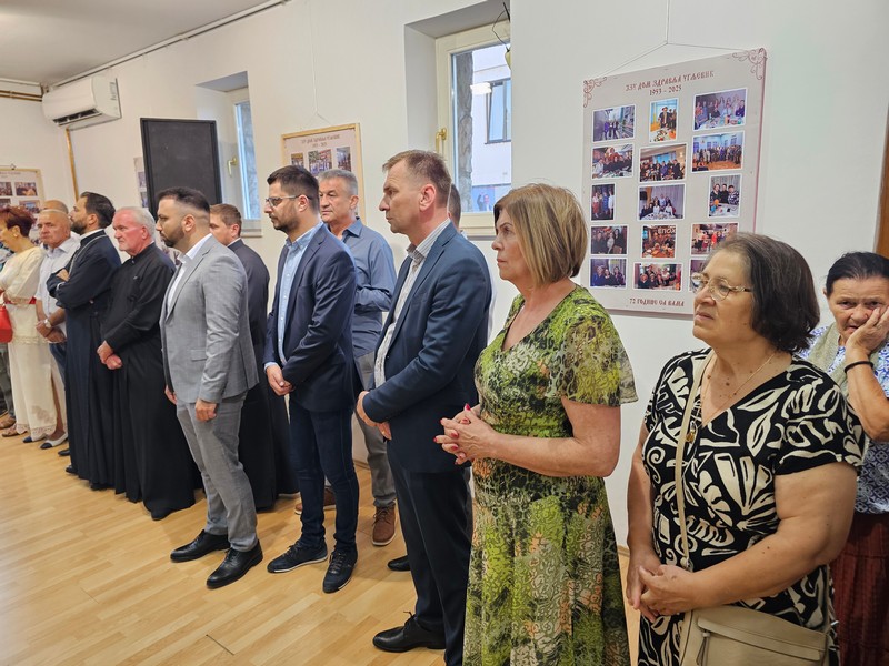 OD AMBULANTE DO SAVREMENOSTI: Dom zdravlja Ugljevik izložbom proslavio  72. godine postojanja