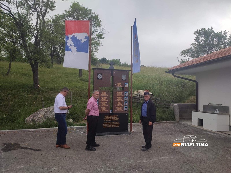 InfoBijeljina u selima u koja se mnogi vraćaju i grade: “Ne treba mi pasoš, para se ovdje može zaraditi” (FOTO)