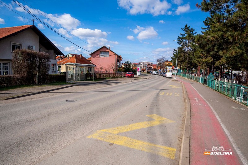 Bijeljina dobila gradski prevoz: Kakvo je stanje na stajalištima? (FOTO)
