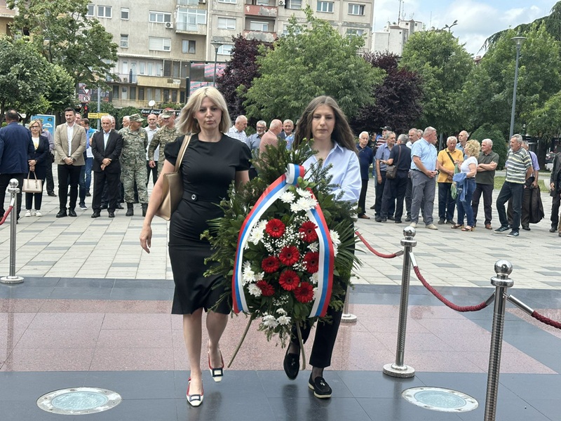 Bijeljina odala počast poginulim borcima povodom 34 godine Druge semberske brigade /FOTO/