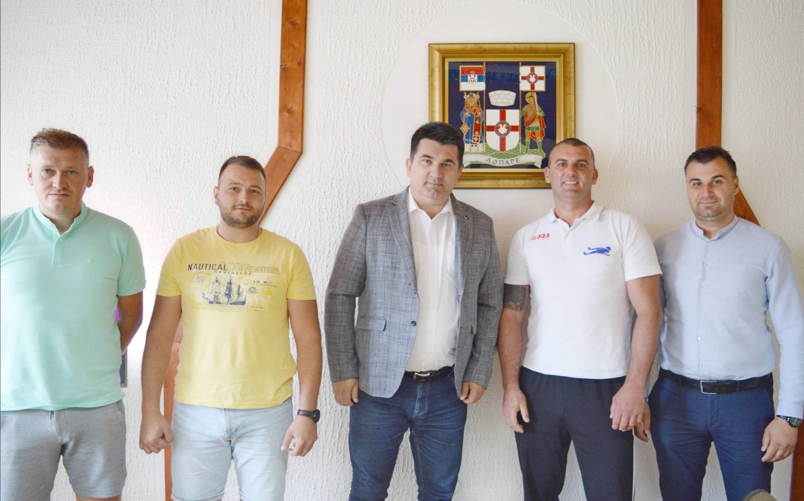 Besplatna škola plivanja  u Loparama