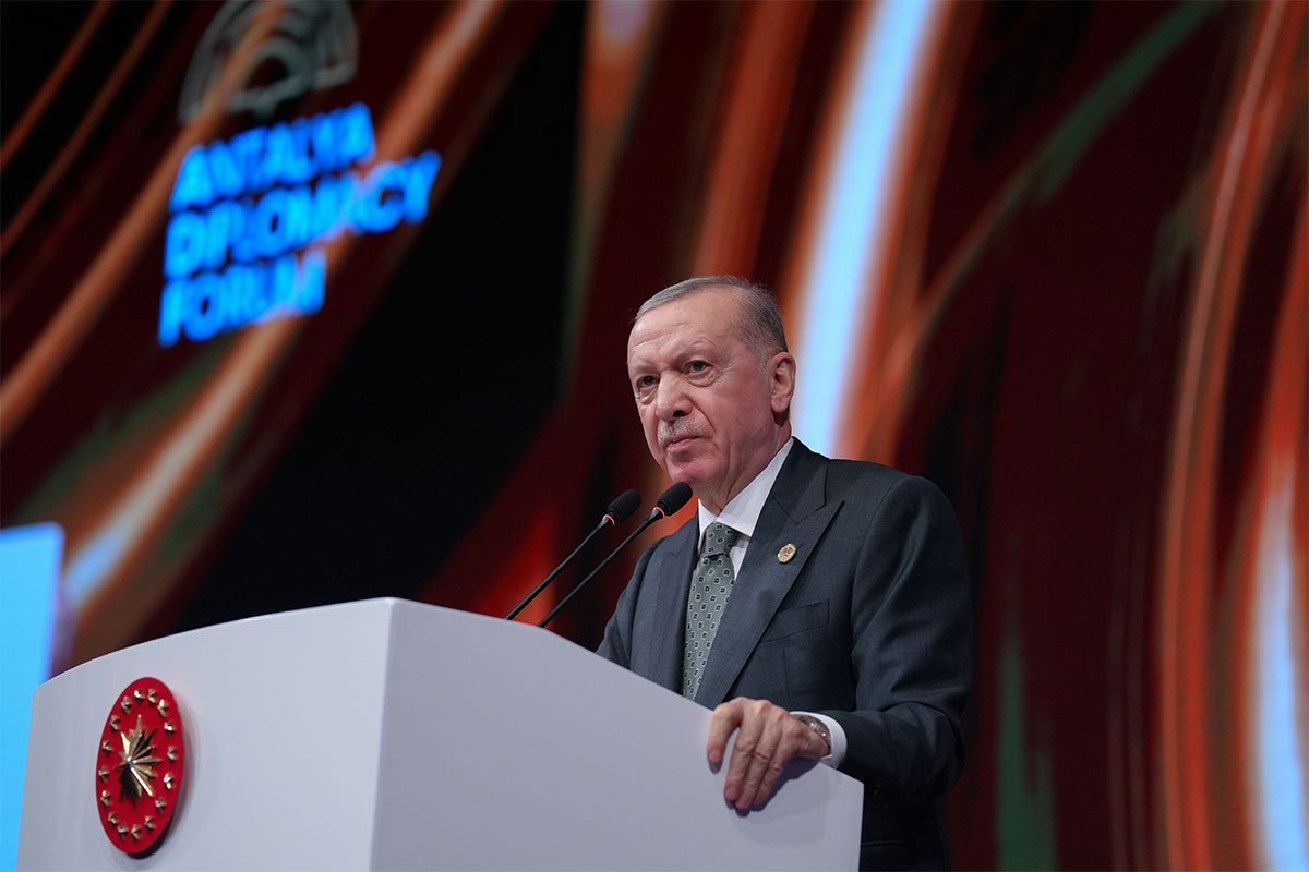 Erdogan: Turska spremna da ugosti Zelenskog i Putina kada budu spremni