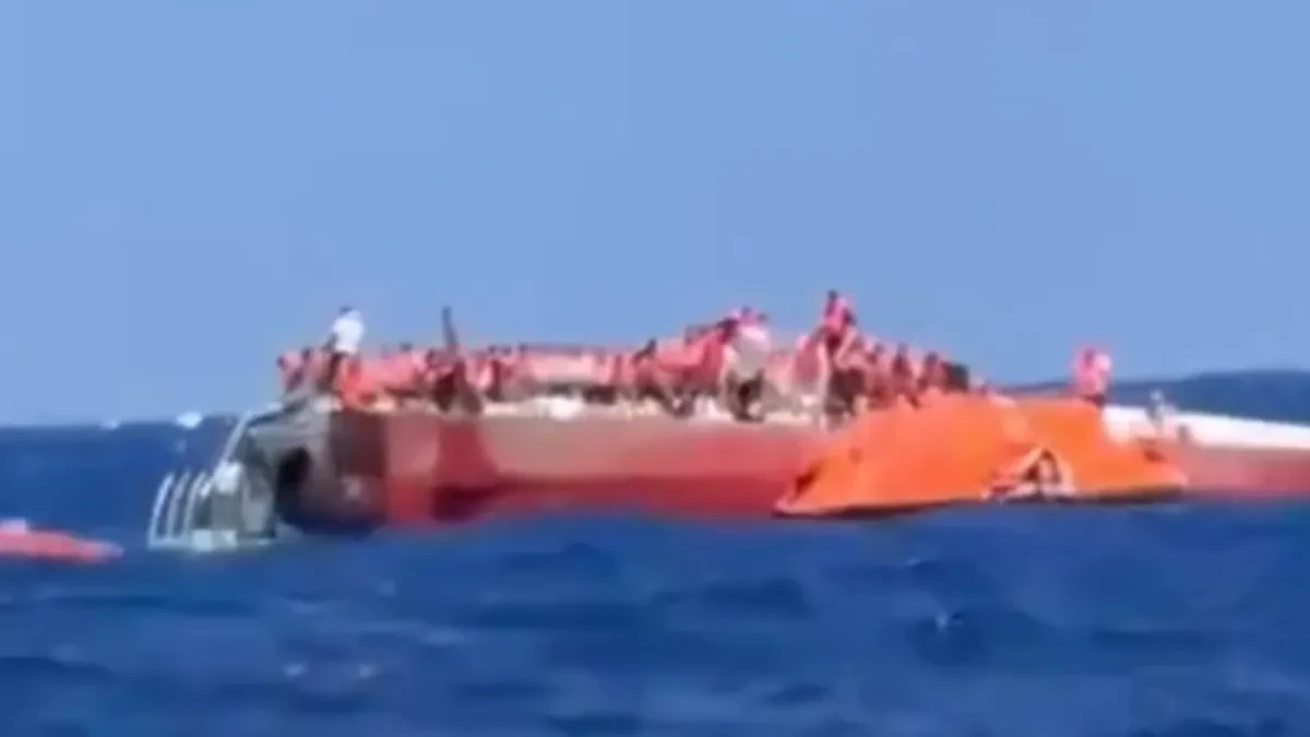 Drama kod Kipra: Prevrnuo se trajekt sa 270 ljudi, pokrenuta velika akcija spasavanja