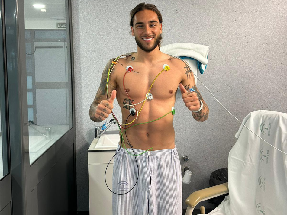 GUDELJ JE BIO MRTAV NA TERENU, LJEKARI GA VRATILI U ŽIVOT! Oglasio se klub srpskog igrača: 