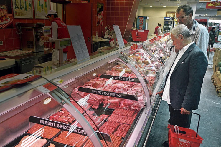 Meso luksuz za svakog drugog stanovnika