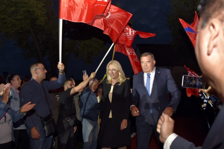 Kampanja koštala ukupno 11,59 miliona KM: Ove stranke u BiH su potrošile najviše novca za oglašavanje i skupove