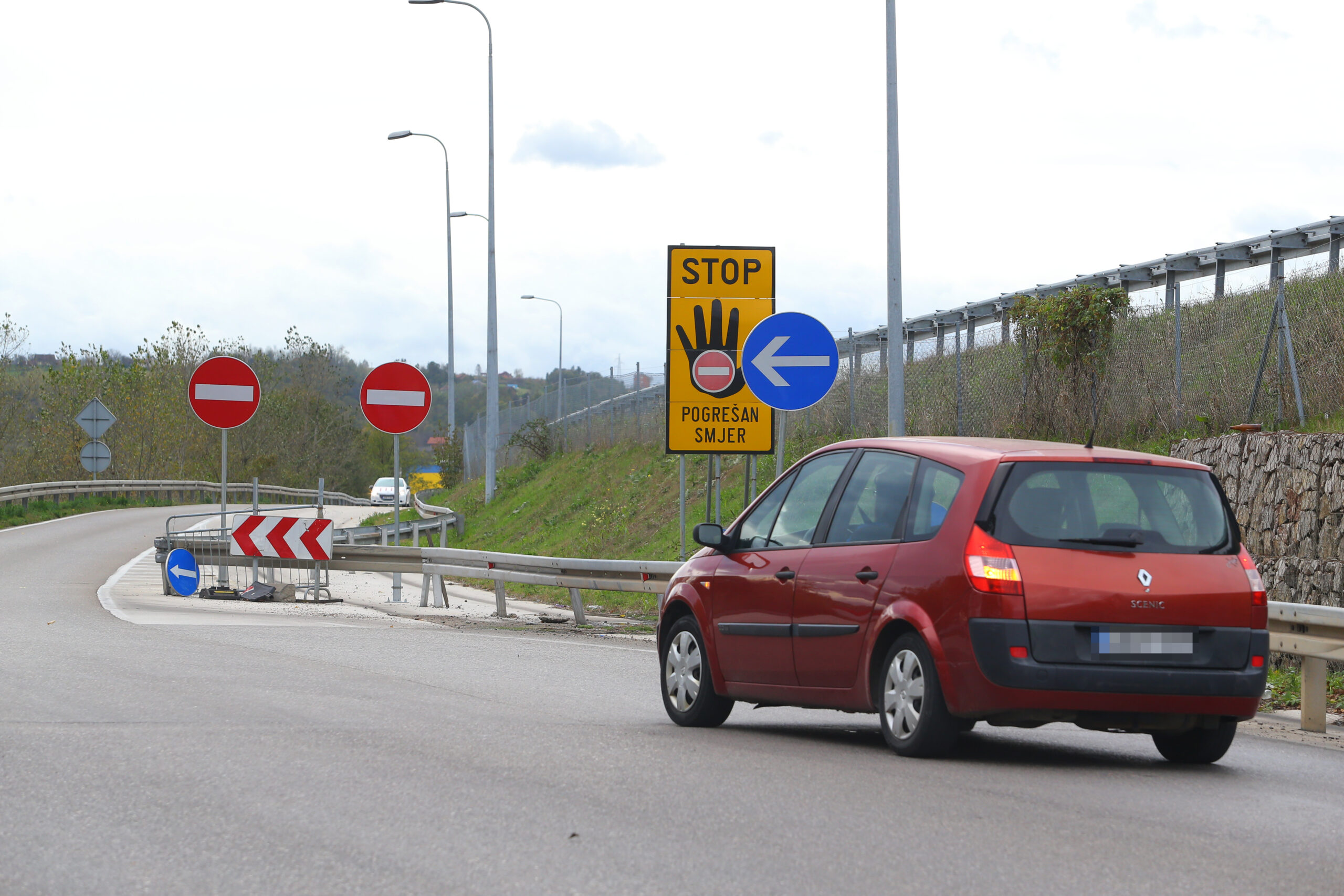 Izbjegnite PUT U SMRT: Evo kako pravilno treba skrenuti u Klašnicama za Banjaluku (FOTO)