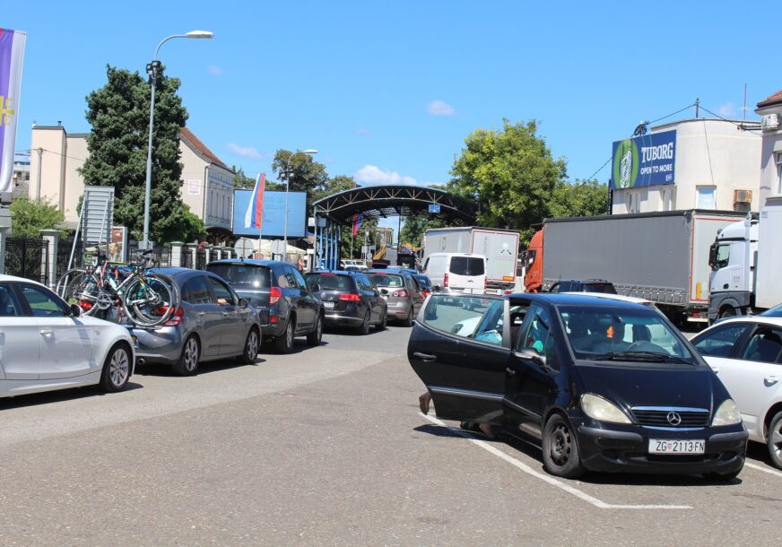 Ukoliko putujete IMAJTE STRPLJENJA: Pojačan saobraćaj na ovom graničnom prelazu