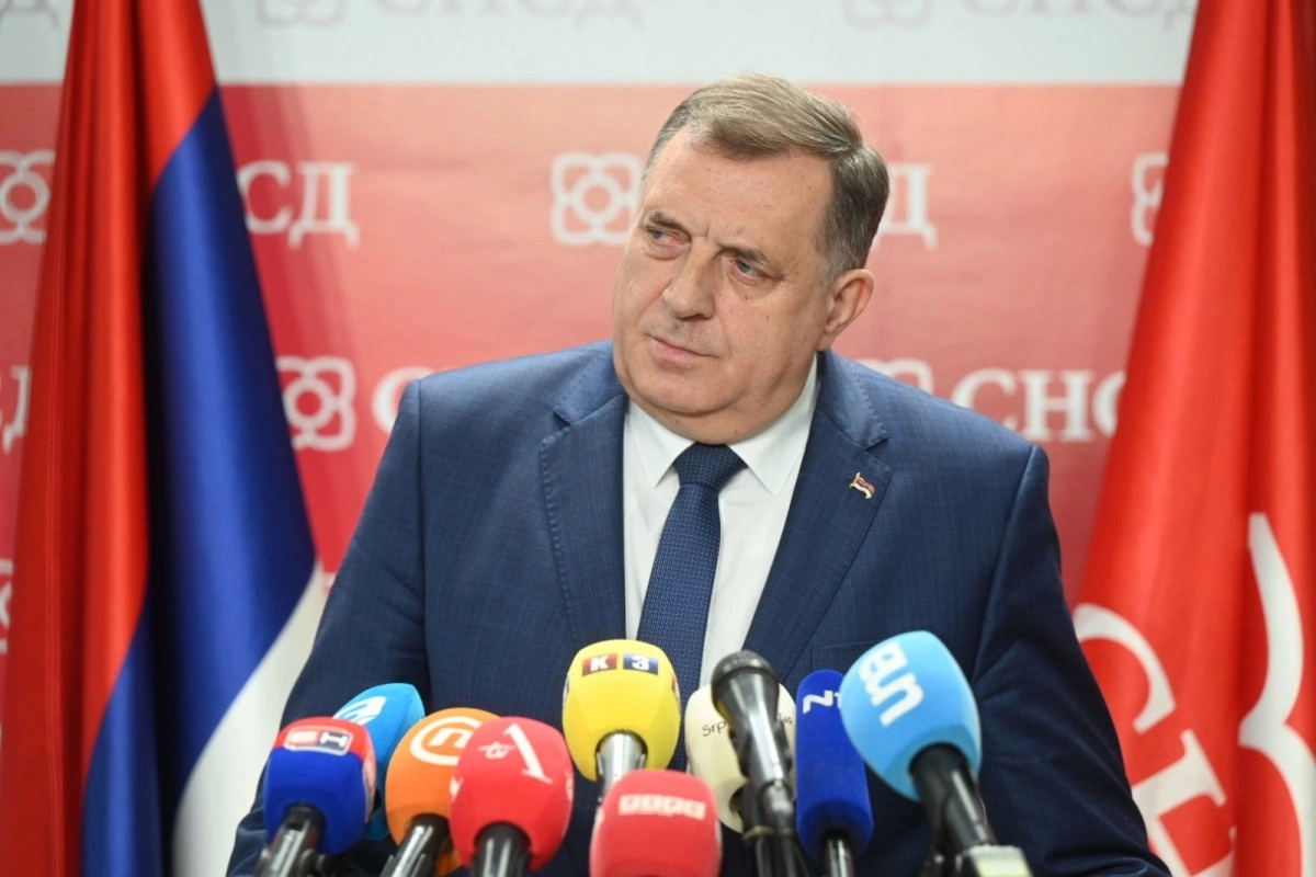 Dodik o