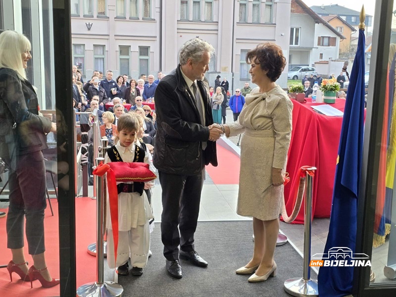 Otvorena nova zgrada Okružnog tužilaštva u Bijeljini /FOTO/