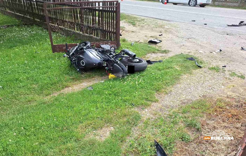 Detalji sudara kod Bijeljine: Mladić prevezen na VMA, ima povrede glave i grudnog koša (FOTO)