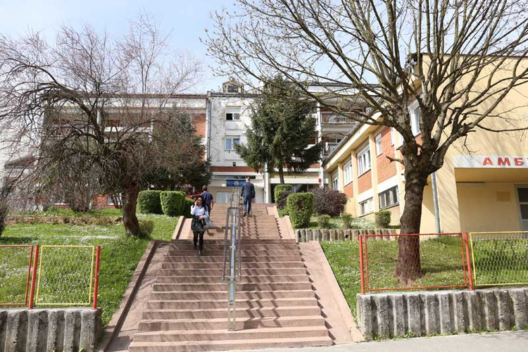 Dvije djevojčice pobjegle iz Doma 