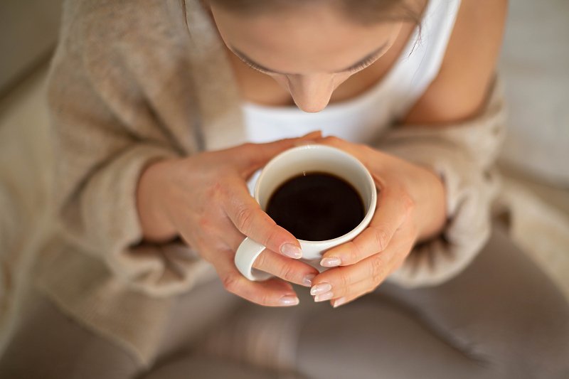 Kafa zbog jednog sastojka grije tijelo bolje nego čaj ili alkohol