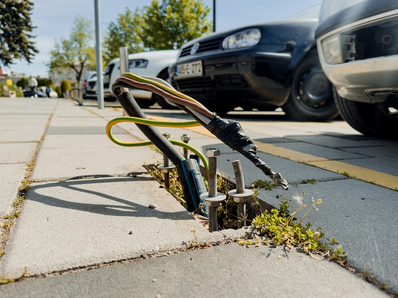 Bijeljina: Punjači za električna vozila uklonjeni sa trga, evo šta je razlog (FOTO)