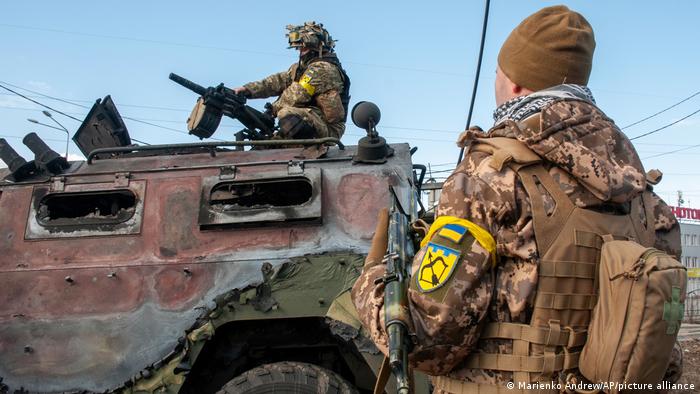 Kako zapadno oružje stiže u Ukrajinu?