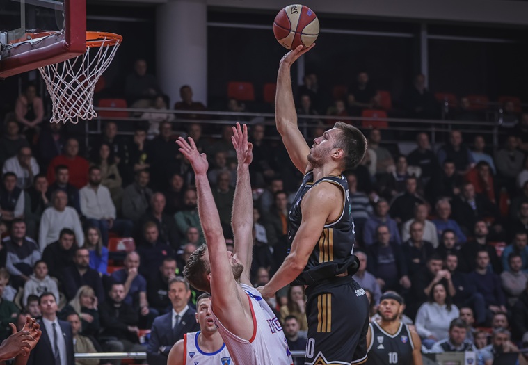 Dubai pokazao klasu u Laktašima