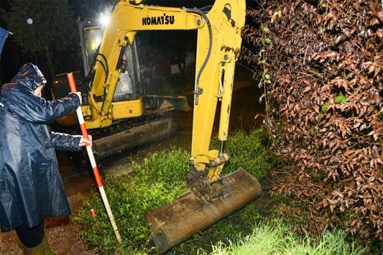 Otpadne vode se povlače: Nadležne službe na terenu