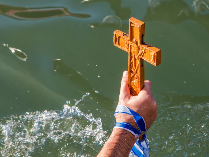 Za plivanje za Časni krst u Savi prijaviljeno oko 50 takmičara