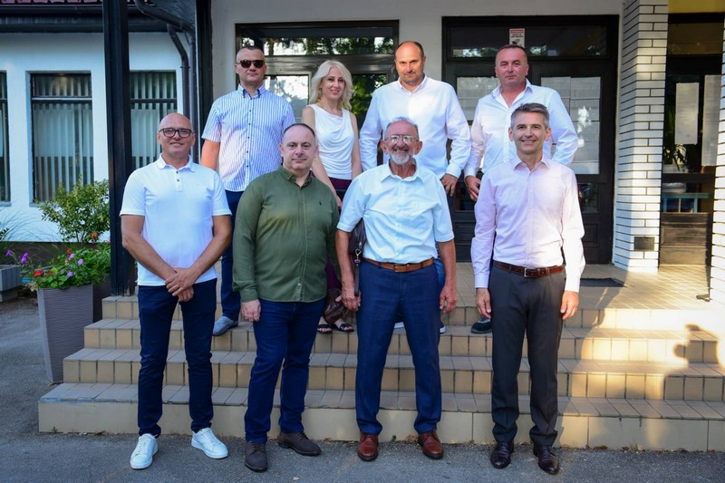 Tri decenije prijateljstva: Generacija 1995. JU Tehničke škole 