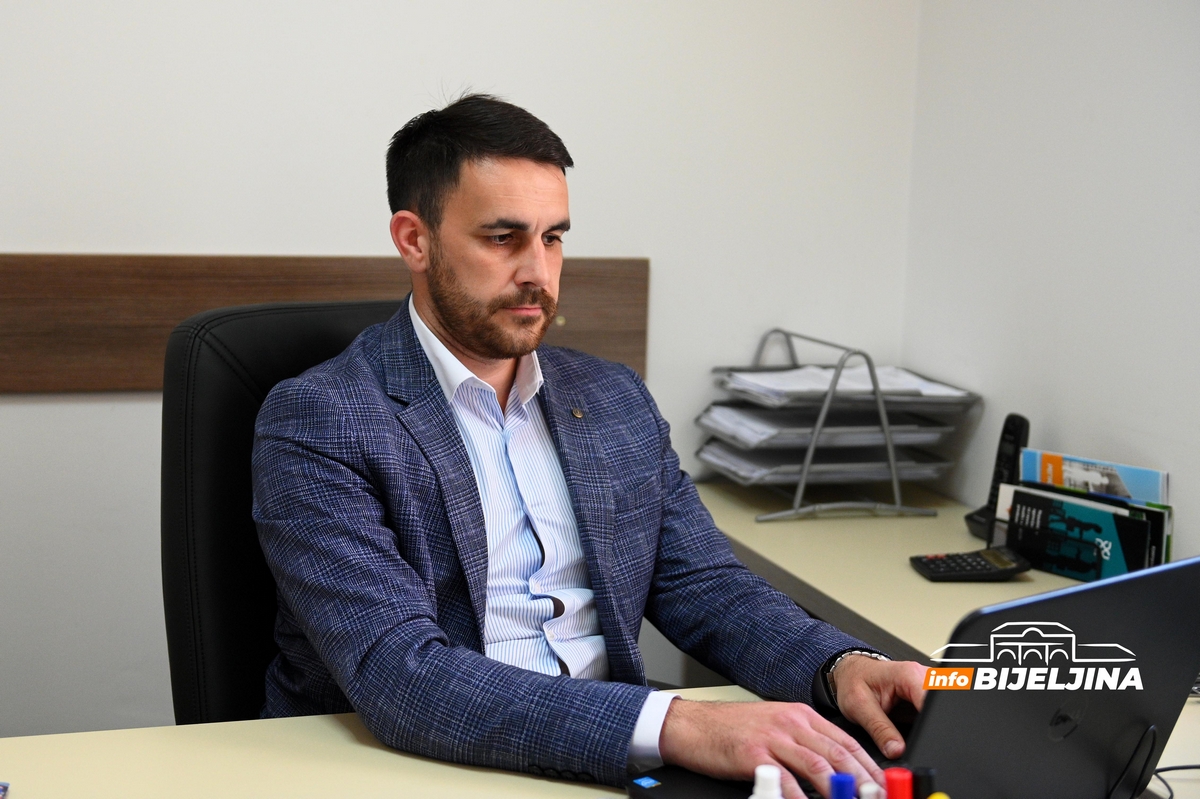 Bijeljina: Javni poziv za dodjelu podsticajnih sredstava za zapošljavanje i samozapošljavanje