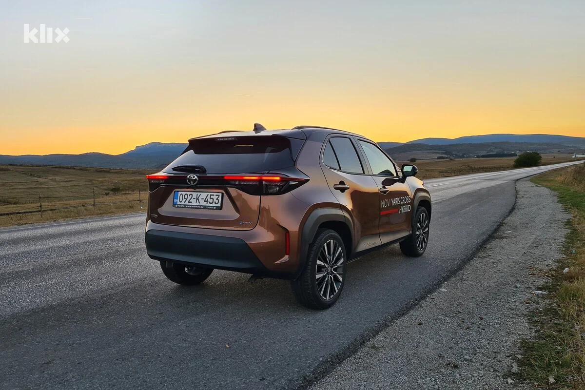 Testiran redizajnirani Toyota Yaris Cross: Miljenik ljepšeg spola kojeg ne vole vlasnici benzinskih pumpi