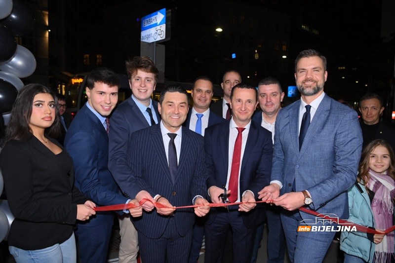 Ćurić o plasmanu hercegovačkih i krajiških proizvoda u Beču: Prilika za naše proizvođače (FOTO)