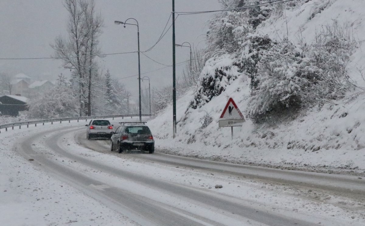 Otežan saobraćaj širom BiH zbog snijega