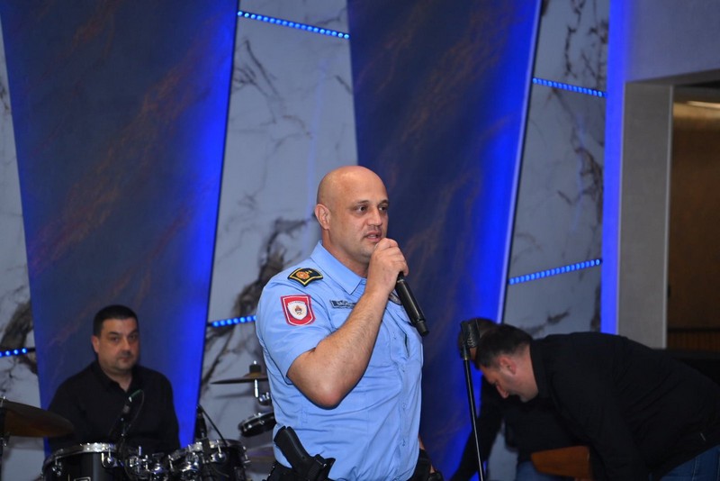 Bijeljina: Na sportskim igrama više od 80 pripadnika MUP-a, ministar pokazao umijeće u streljaštvu (FOTO)