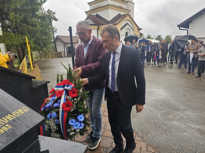 TRI DECENIJE OD ODBRANE MEZGRAJE: Parastos i počast junacima