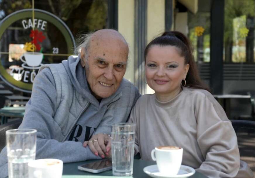 Mala Cana podijelila sliku sa mužem (88): Udala se za 41 godinu starijeg kolegu